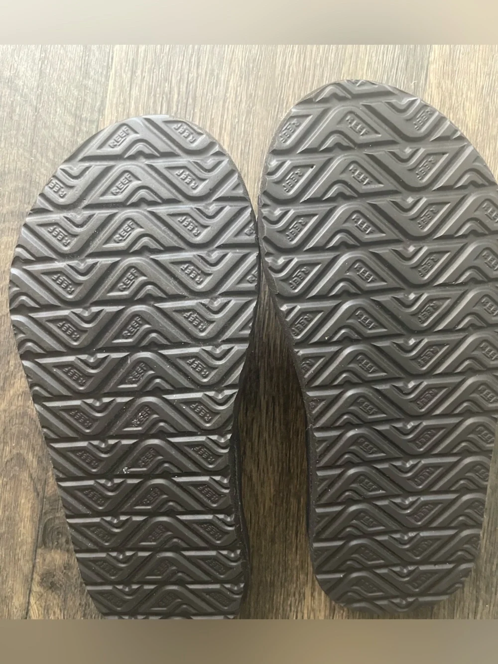 Reef Phantoms Sandals